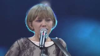 Grace VanderWaal - "Light The Sky" (Live at The Special Olympics Closing Ceremony 2017)