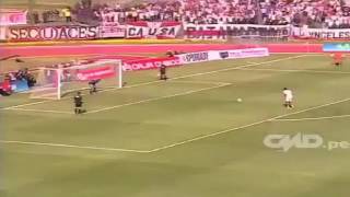 Gol de penal Nestor Duarte en la final | Universitario de Deportes Campeón 2013