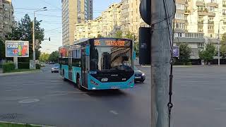 Autobuzul Otokar Kent C-12 #6658 pe linia 385 sosind in statia Piata Sfanta Vineri