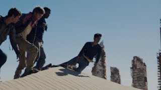 Winston Collapses [The Scorch Trials]