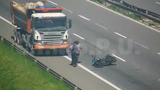 Motociclista cayó en la Panamericana y logró evitar que lo atropellen