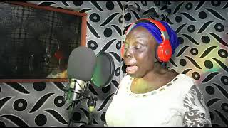 HEAR EMOTIONAL PRAISING SONG FROM MAMA AJONAMAKU