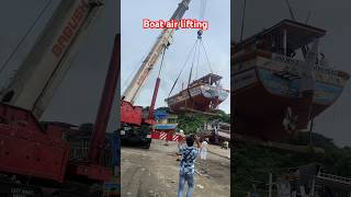 Boat air Lifting aa Gaya time fishing ka #fishing #fish #fishingvideo #crain #boat #boating #cruise