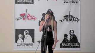 Katie Tropp "Pop Tarts & Cereal" - Performance