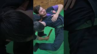 Como desarmar um ataque de faca #escoladeninjas #ninjutsu #ninja #kotatsudojo #bujinkan