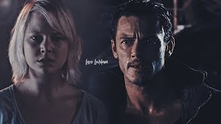 So keep your love locked down [emma + luke]