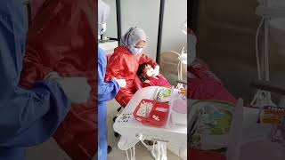 Anak anak buat vlog perawatan gigi ke Xxone Dental Care