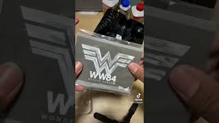 Unboxing my wonder women 1984 hot toys figure