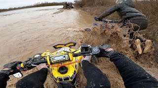 NE JAMAIS SUIVRE UN QUAD DE TROP PRÈS..