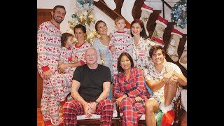 TRENDING CHRISTMAS 2018 OF CELEBRITIES WITH THEIR FAMILIES