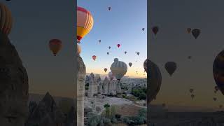 Viaje en globo en Capadocia en Turquia es una experiencia de otro planeta.  #balloonturca