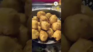 Mumbai का Most Popular Anand Vadapav😱😱,इसको खाकर आपको आनंद आ जाएगा😍😍| #shorts #trending #viral #food