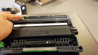 How to change toner TN-2421 in Brother DCP-L2532DW