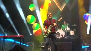 Weezer - Buddy Holly - London 2017