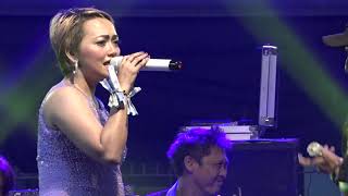 Cemara Biru Poppy Ananda diVa music