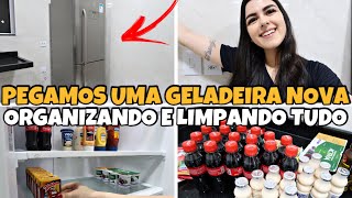 PEGAMOS UMA GELADEIRA NOVA SEM PAGAR NADA, ORGANIZANDO E LIMPANDO A NOSSA GELADEIRA NOVA 😱