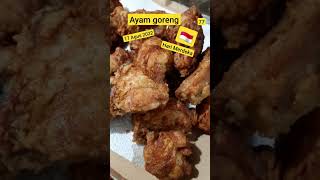 Ayam goreng buatan mama. mama merayakan hari merdeka melalui masakan. mantap dan enak #harimerdeka