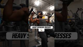 HOW TO GROW AESTHETIC SHOULDERS 🔥#grow #aesthetic #bodybuilding #subscribe