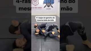 Shoulder lock indo para raspagem ou variando para a finalização.     #bjj #jiujitsu #tocadoleão