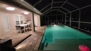 Casa de Guth.  Pool at night.....