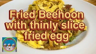 Fried Beehoon with thinly slice fried egg