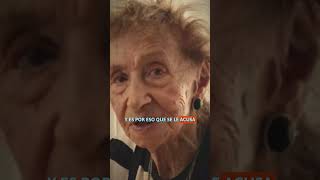 UNA ABUELA SE VA PRESA POR ESTA EXTRAÑA RAZON.... #noticias #actualidad #alemania