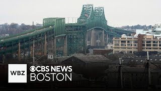 Transportation officials consider how to replace Tobin Bridge and more top stories