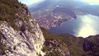 Сумасшедший прыжок без парашюта | wingsuit