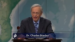 LA SENDA A UNA VIDA DESECHA - En Contacto con el Dr. Charles Stanley