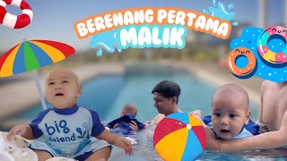 Pertama Kalinya Malik Berenang, Kok Udah Jago?