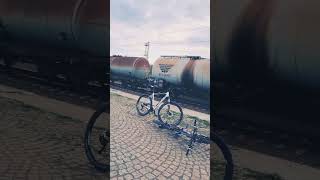 Driving Cross Bike Around Train Station #CrossBike #Train #TrainStation #CubeBike #RidleyBlast