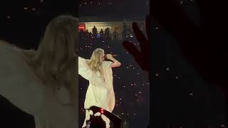 Taylor swift august live from the eras tour #glendaletstheerastour #august #folklore