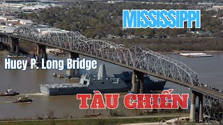 Đoàn tàu bất tận vượt sông Mississippi qua cầu Huey P. Long 100 tuổi siêu