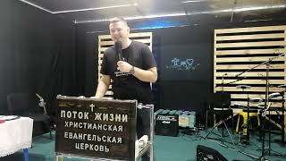 РОМАН КУЛИКОВ. НЕДОСТАЮЩИЙ ЭЛЕМЕНТ.