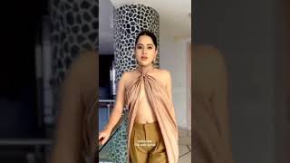 Urfi javed #Shorts | urfi javed hot dress viral video | urfi javed hot | urfi javed sexy |srivalli |