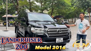 Landceuiser200 2016. Chất thì có thể bằng nhưng khi đã rẻ rồi thì khối đối thủ vẫn ghét vì giữ giá.