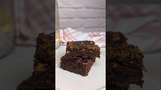 BROWNIE #chocolate #brownie #rico #facil #rapido #postre #dulce #sweet #brownie #nueces #shorts