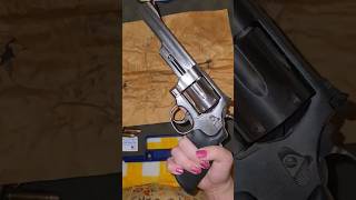 S&W 629-6 44 Magnum 😎 #subscribe #like #shorts #bigiron #ppgc #boom #2a #chickswithguns #ladyshooter