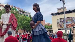 Gegants de cornellà a la cercavila del Corups 2024