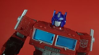 Amazing, a booby trap that actually catches boobies | Transformers Stop Motion