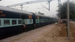 02391 Covid-19 Special Saramjeevi  supersfast exp departure jaunpur city