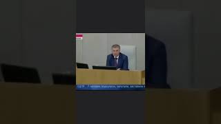 Жириновский и депутаты уходят под погоню из смешариков