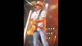 Jason Aldean "Summer of 69 " 8-21-15