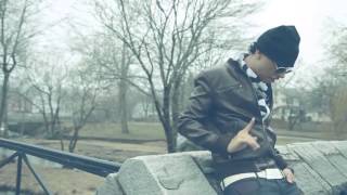 Arcangel Ft Plan b  Por Que Te Ajoras Official Video) 2013