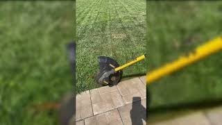 We show how to level the paths with a lawn mower \ постричь края дорожки мотокосой не проблема )