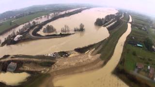 video integrale di uno dei molteplici interventi con drone sotto la pioggia a roffia emergenza arno