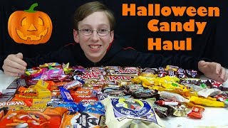 HALLOWEEN CANDY HAUL & TASTE TEST 2018 | COLLINTV