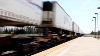 BNSF Z train Flying Past Modesto