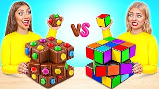 Tantangan Makanan Asli vs Makanan Cokelat | Situasi Makanan Lucu Choco DO