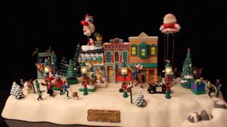 1997 Trendmasters Mainstreet Parade Animated Christmas Village Musical